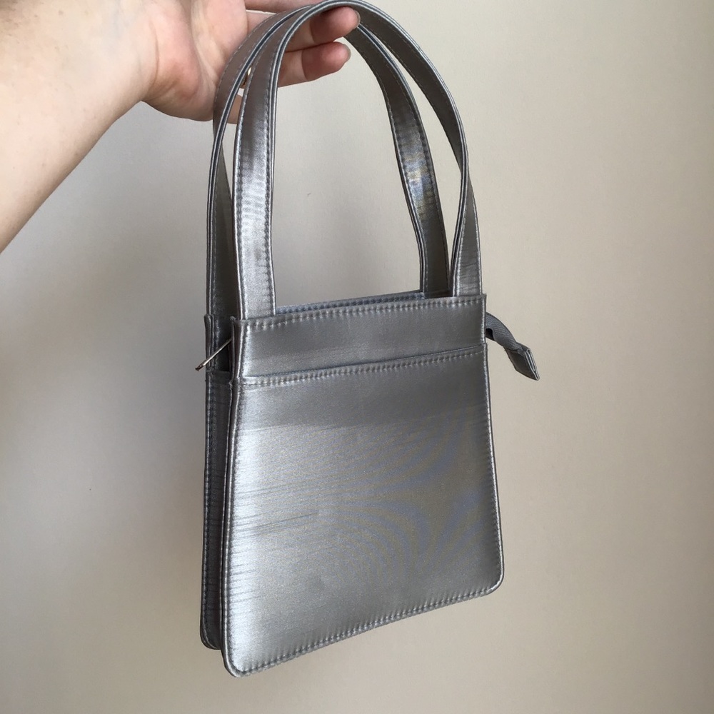 VINTAGE Silver EVENING HANDBAG